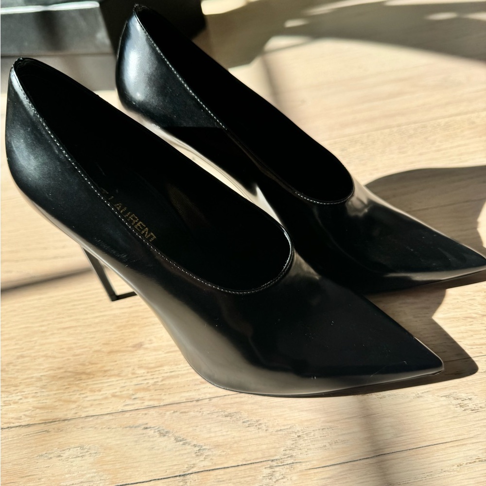 Saint Laurent 
37.5 - Picture 5 of 9